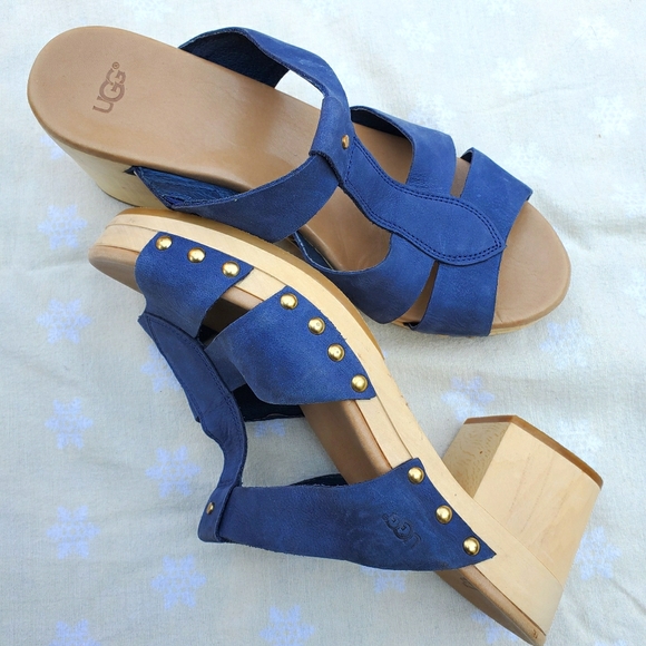 blue ugg sandals